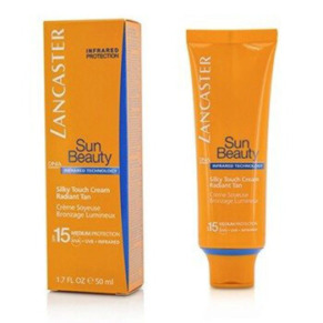 Lancaster - Silky Touch Cream Radiant Tan SPF 15 (Medium Protection)  50ml/1.7oz